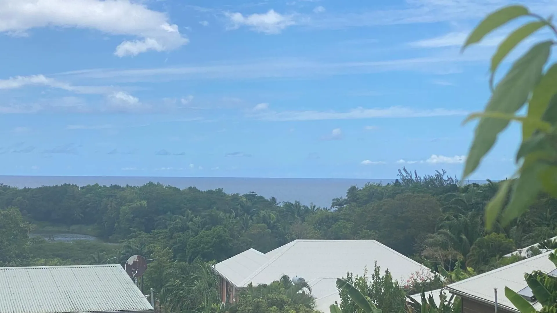 1Er Etage Vue Mer Villa La Mahaudiere A 300M De La Plage De Grande Anse A Pied Deshaies Διαμέρισμα